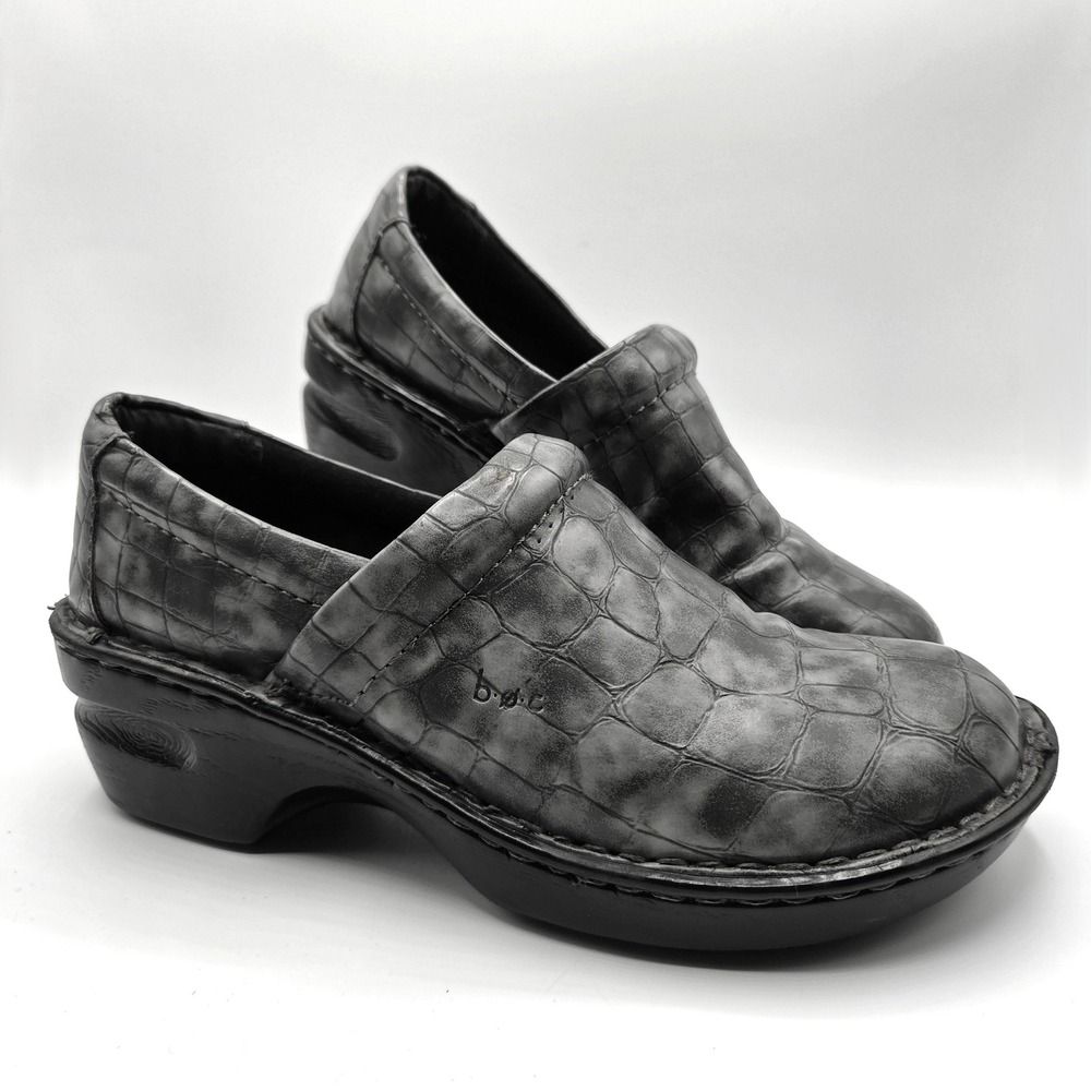 B.O.C. Womens Grey Croc Embossed Clogs Mules Shoes Size 7.5M Work Wear Nurse